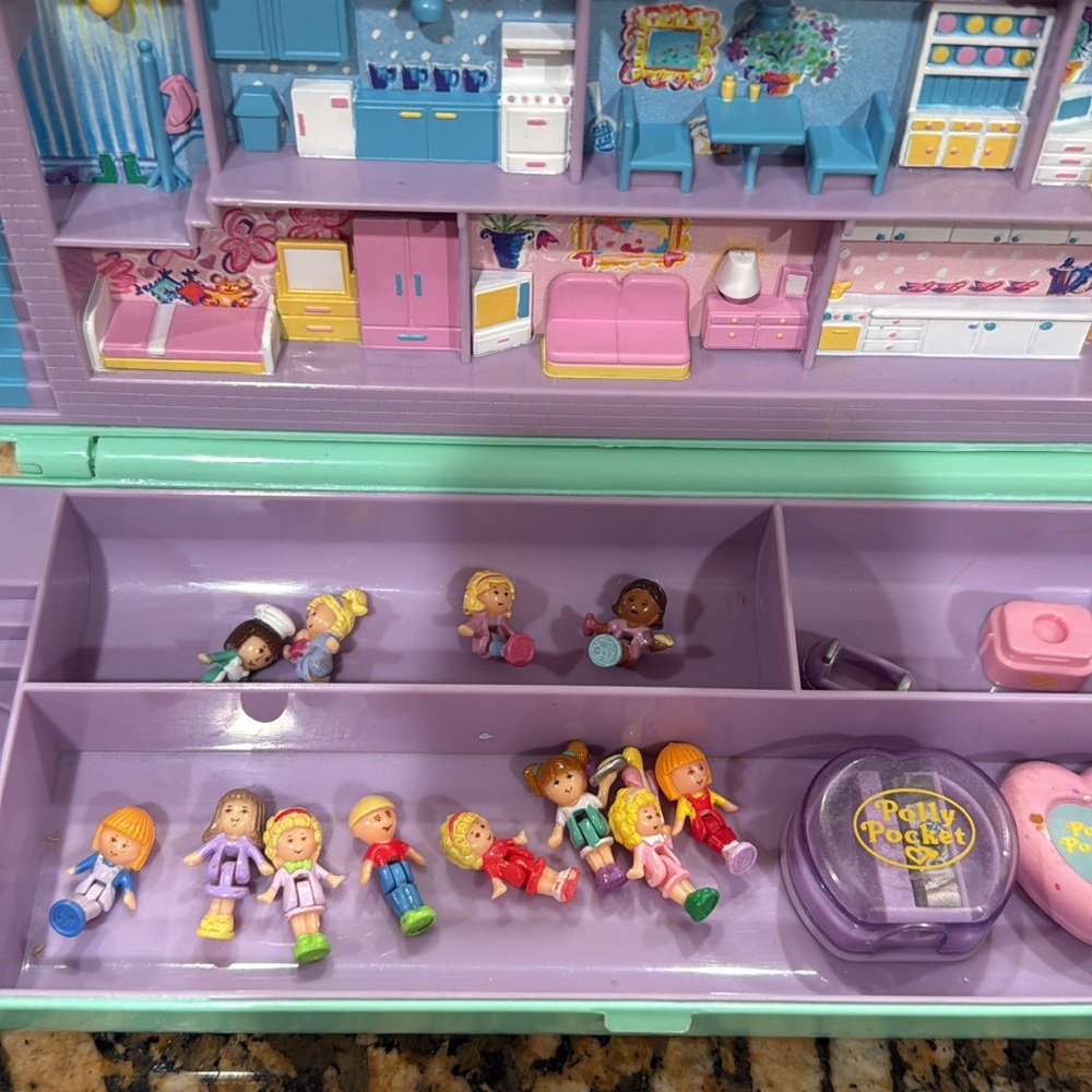 Set of 4 Vintage Polly Pockets - Picture 2 of 4